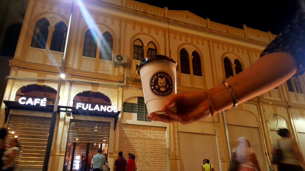 ¡Todo sobre mi visita a Café&nbsp;Fulano!
